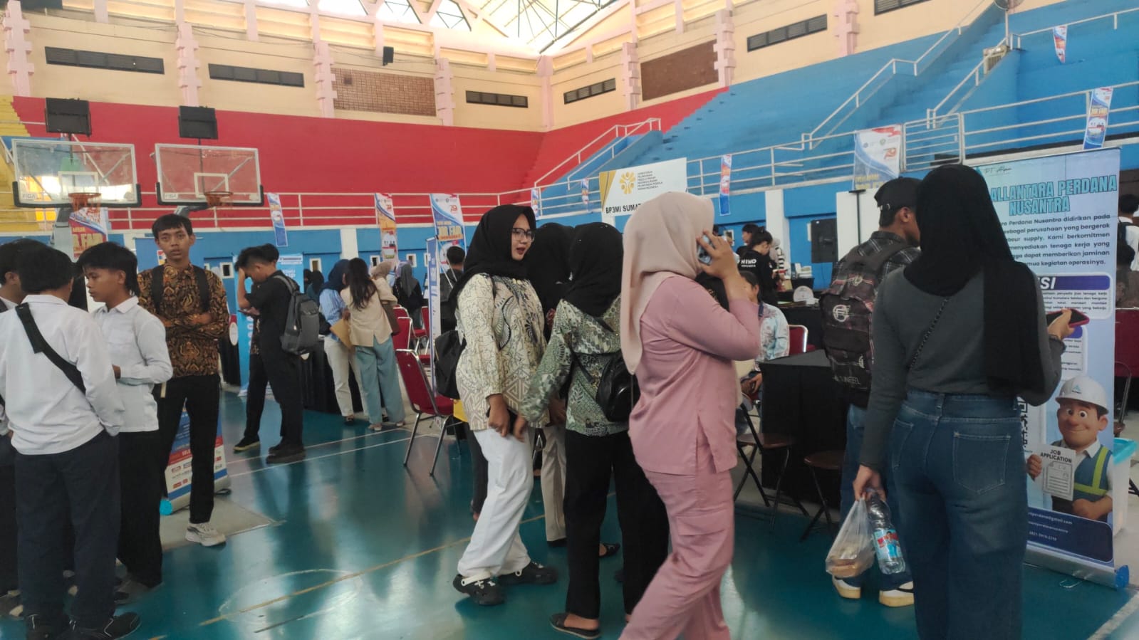 Ratusan Pencari Kerja Serbu Job Fair MEMBARA di Muara Enim