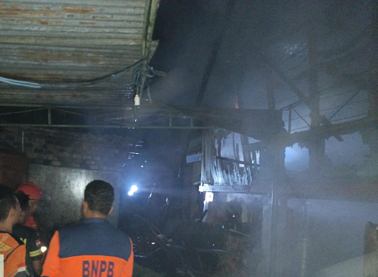 Rumah di Muara Enim Ini Ludes Dilahap Si Jago Merah