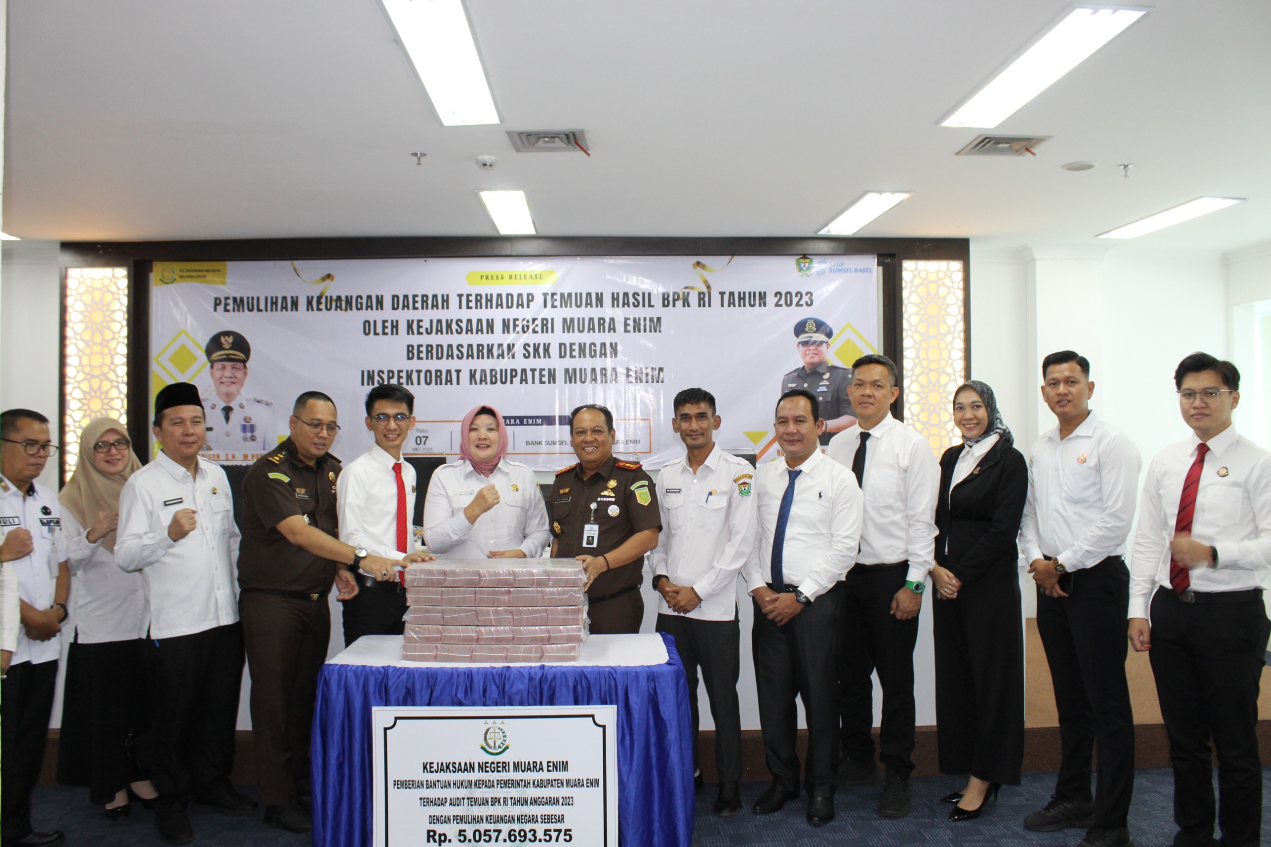 Pulihkan Keuangan Daerah Rp5 Miliar, Bupati Edison Apresiasi Kejari Muara Enim