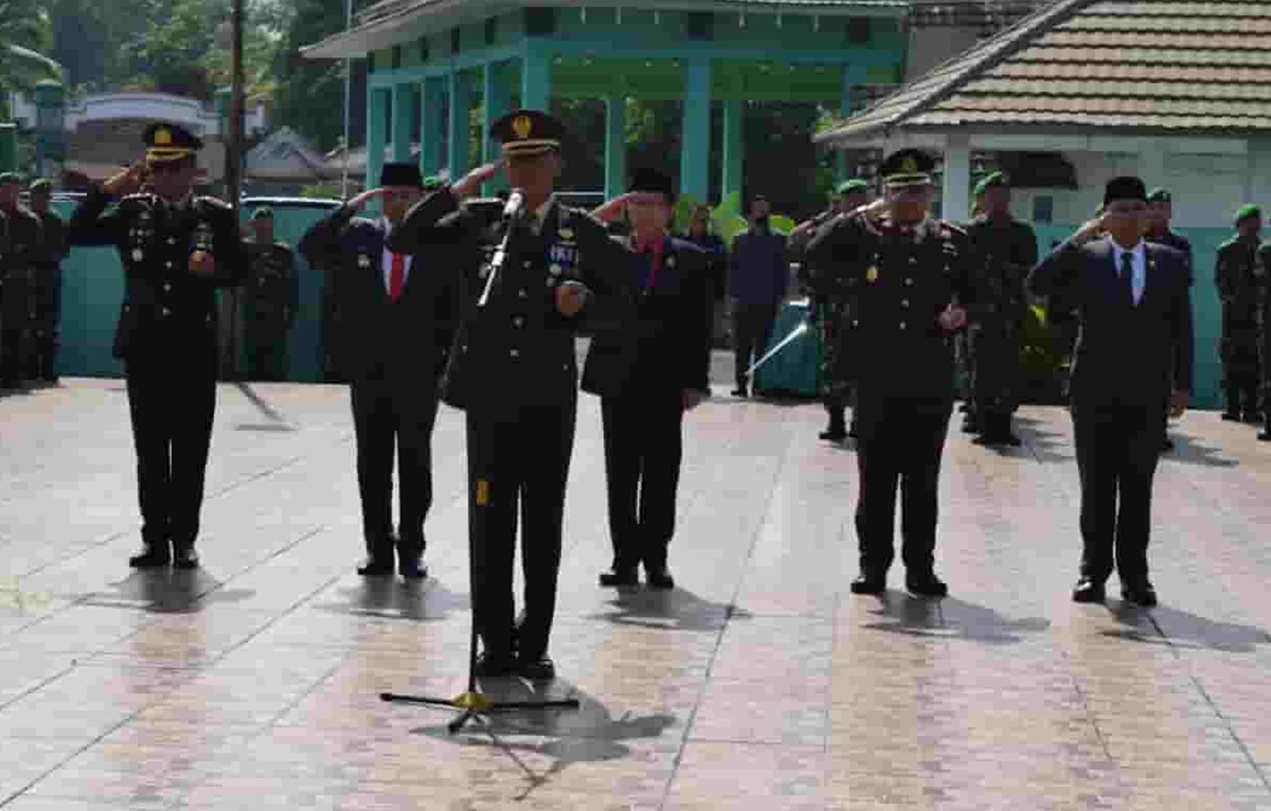 Kodim 0404/Muara Enim Gelar Upacara Penghormatan di TMP Kesatria Pertiwi