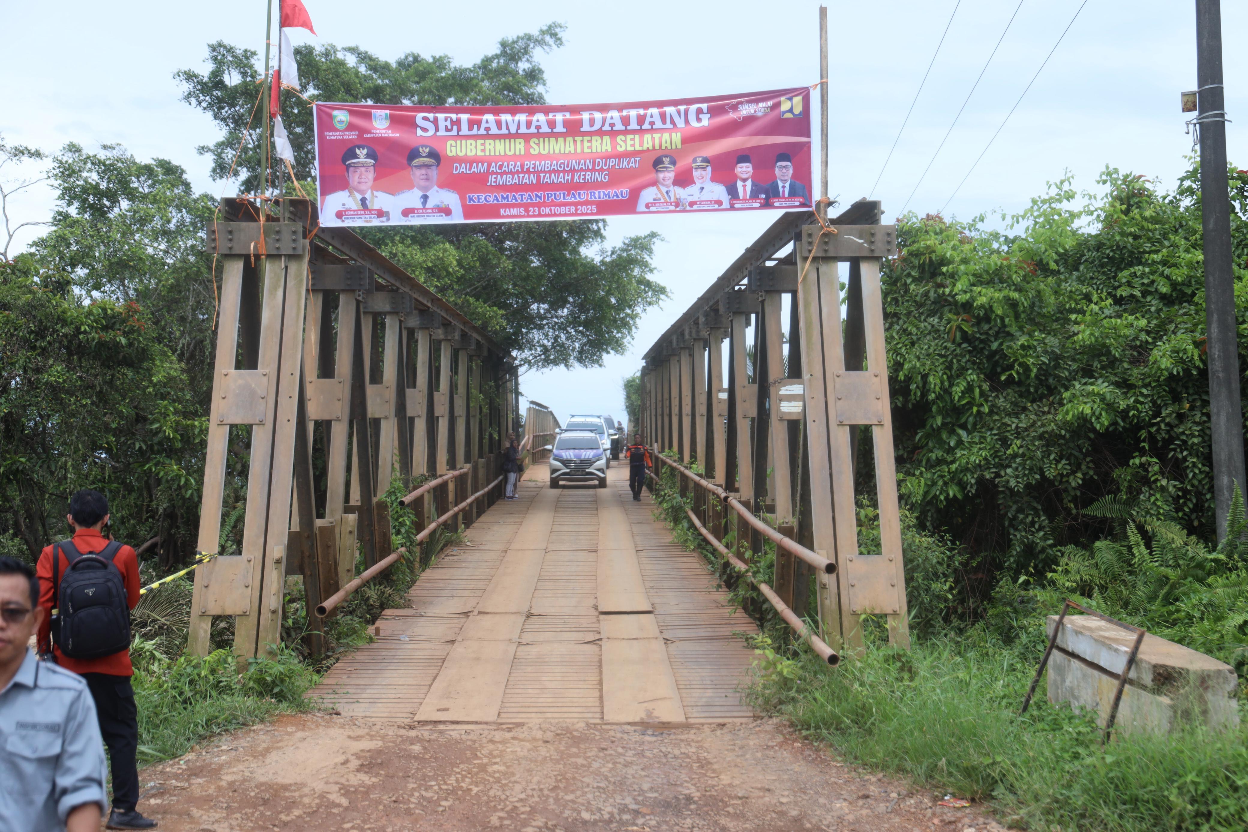 Gubernur Herman Deru Resmikan Groundbreaking Pembangunan Jembatan Tanah Kering
