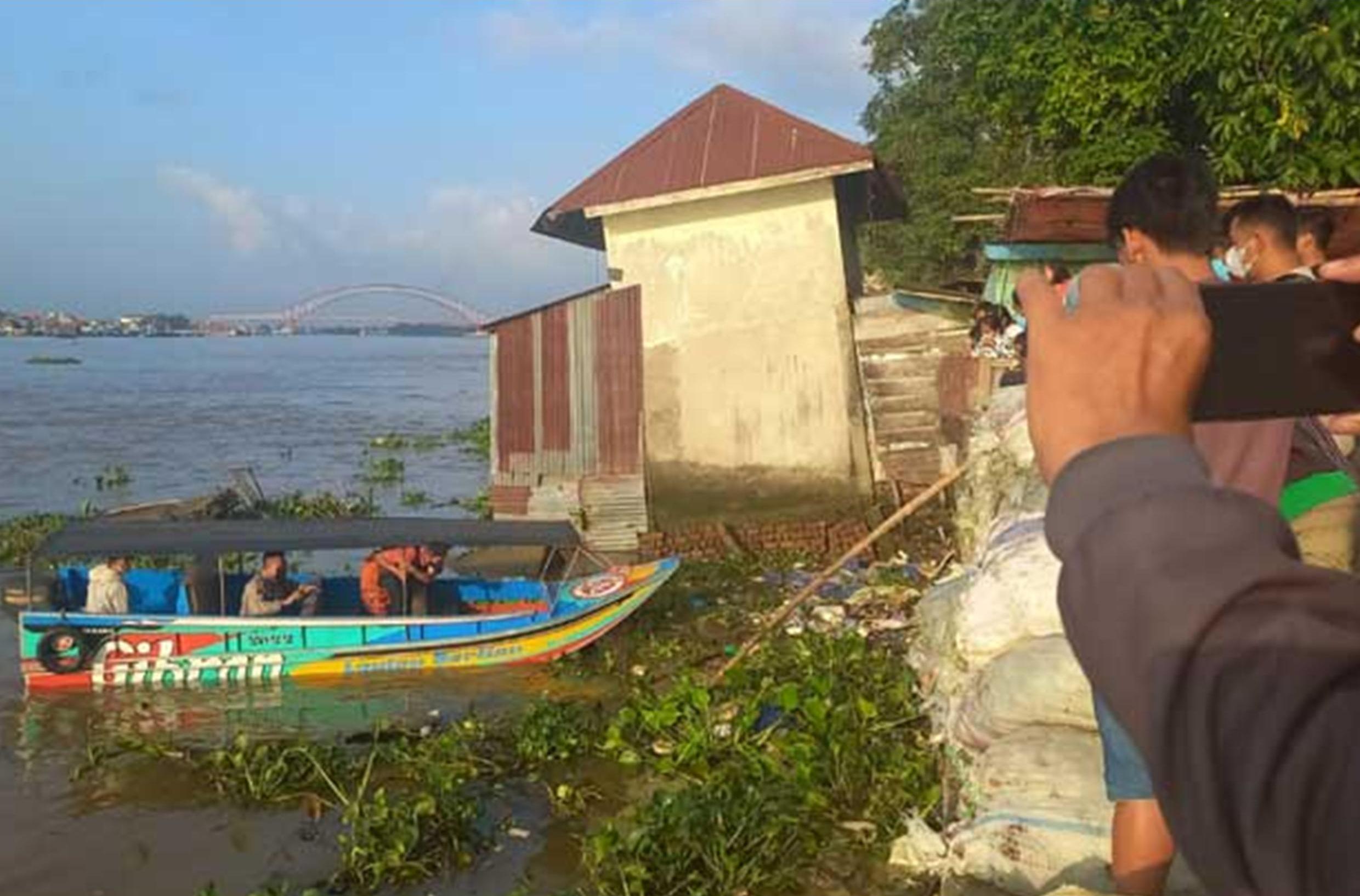 Geger! Ditemukan Mayat Tanpa Identitas Mengapung di Sungai Musi