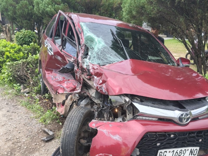 Tronton Serempet Avanza di Muara Enim, 5 Orang Alami Luka-luka