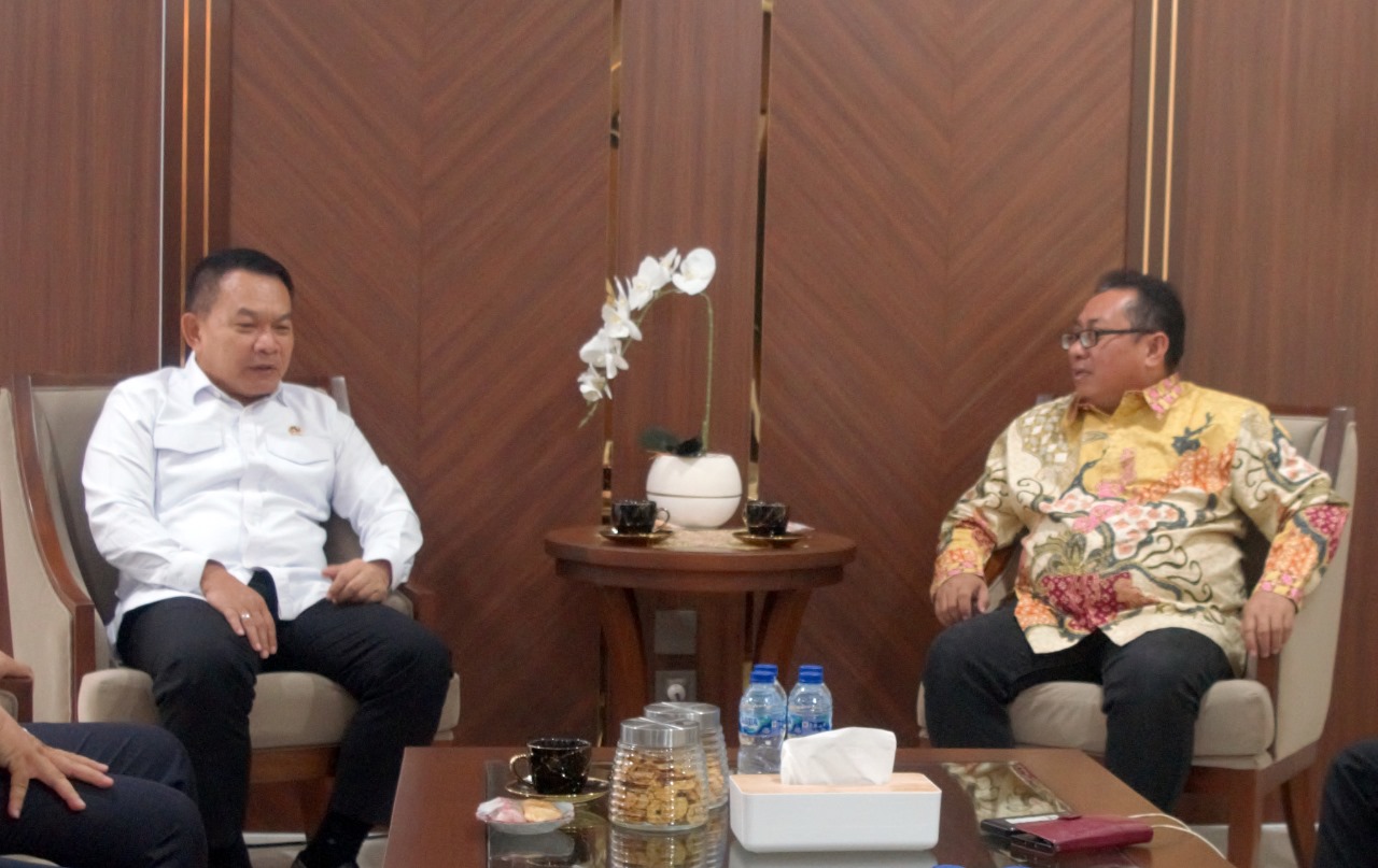 Jenderal TNI (Purn) Dudung Abdurachman: Sentralistik Demokratik Bertujuan Mencapai Keseimbangan