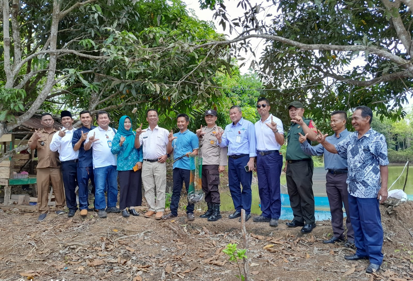 Panen Perdana Ikan Lele Bantuan CSR PT TeL