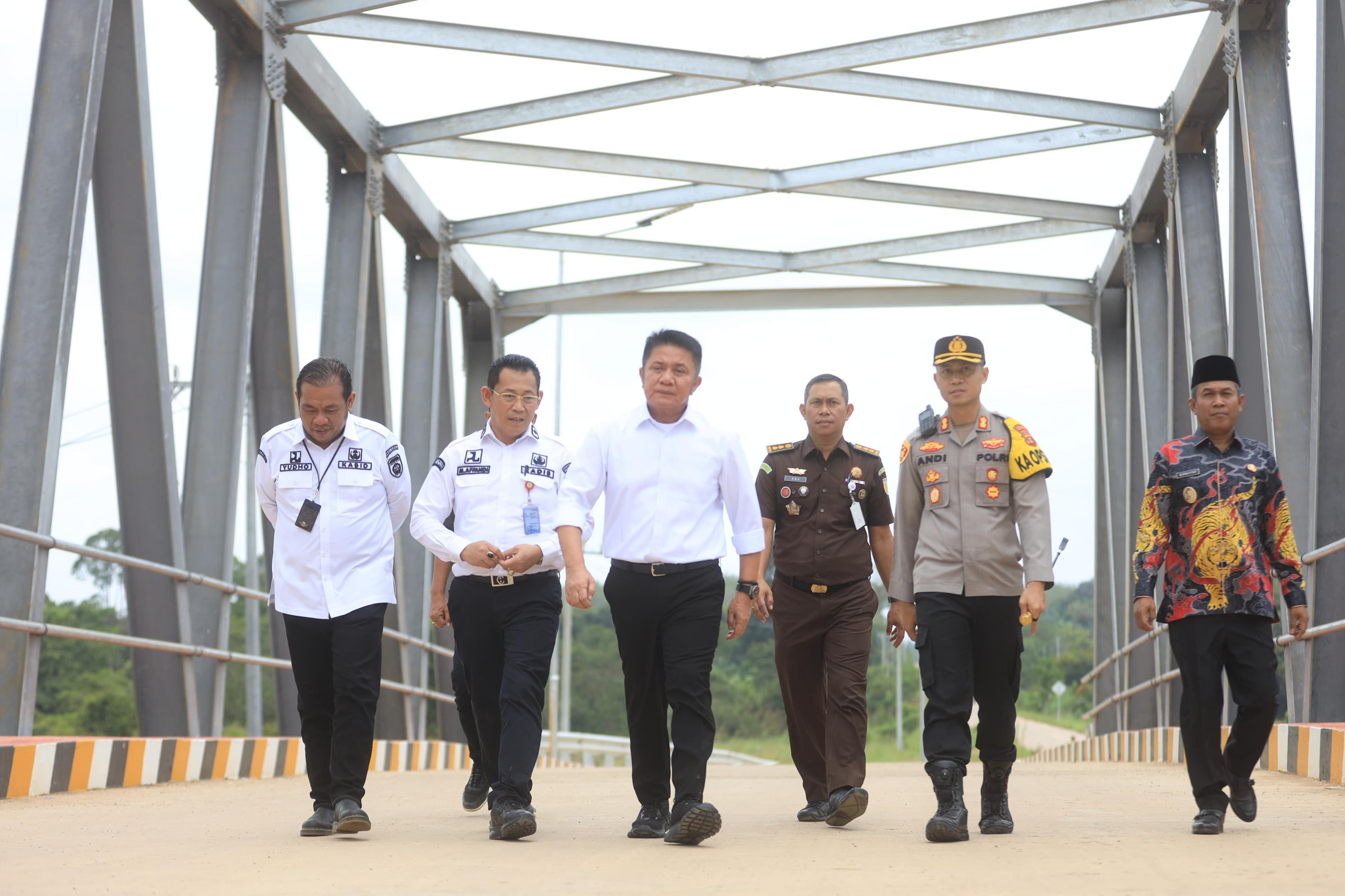 Gubernur Sumsel Resmikan 4 Jembatan di Ruas Jalan Penghubung Kabupaten PALI dan Musi Rawas