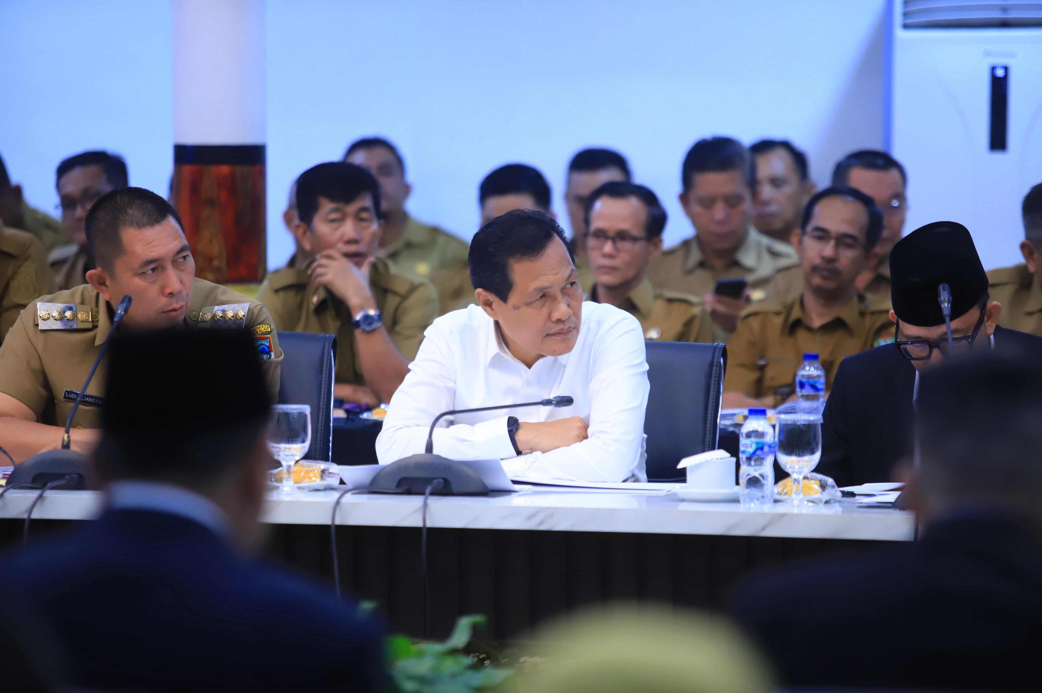 Bupati Edison Minta Kewenangan Tagih Piutang Pajak Kendaraan Bermotor ke Gubernur Sumsel