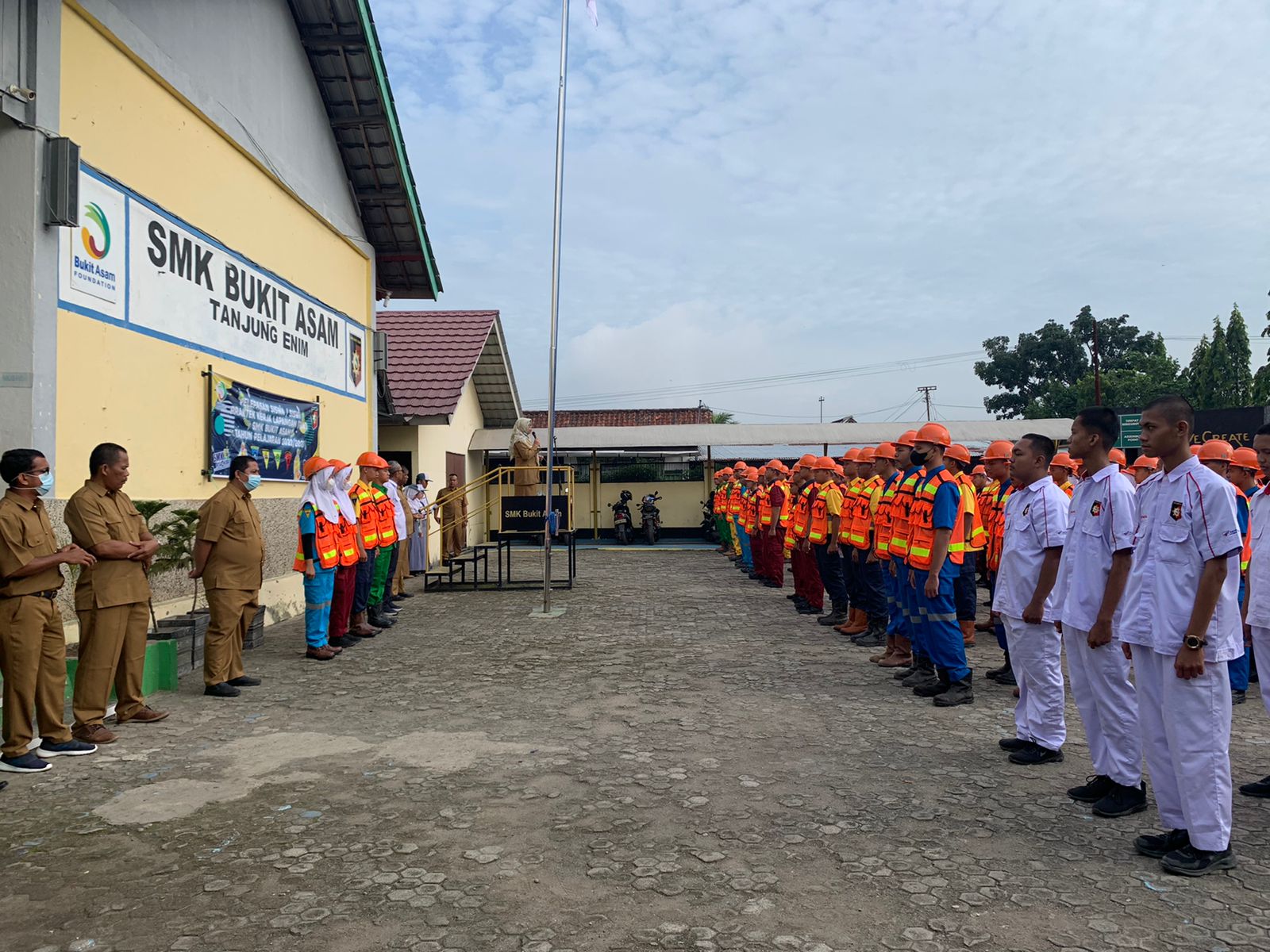 Wow, Siswa SMK BA Tanjung Enim Praktek Kerja di 76 Perusahaan