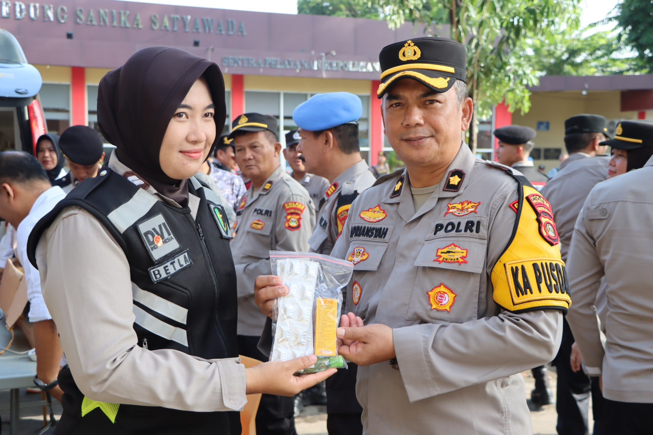 Polres Muara Enim Pastikan Kesiapan Fisik Personel dalam Pengamanan Pilkada