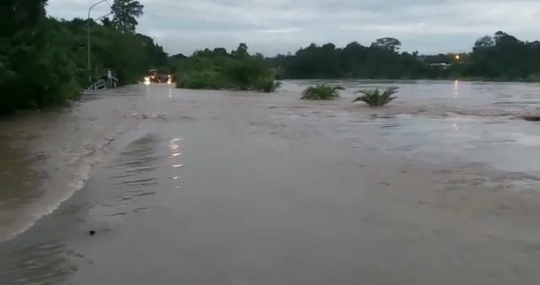 Sungai Enim Meluap, Ratusan Rumah di Kabupaten Muara Enim Terendam Banjir