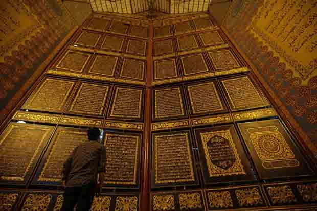 3  Wisata yang Bernuansa Religi di Sumsel, Terdapat Al Qur'an Terbesar di Dunia