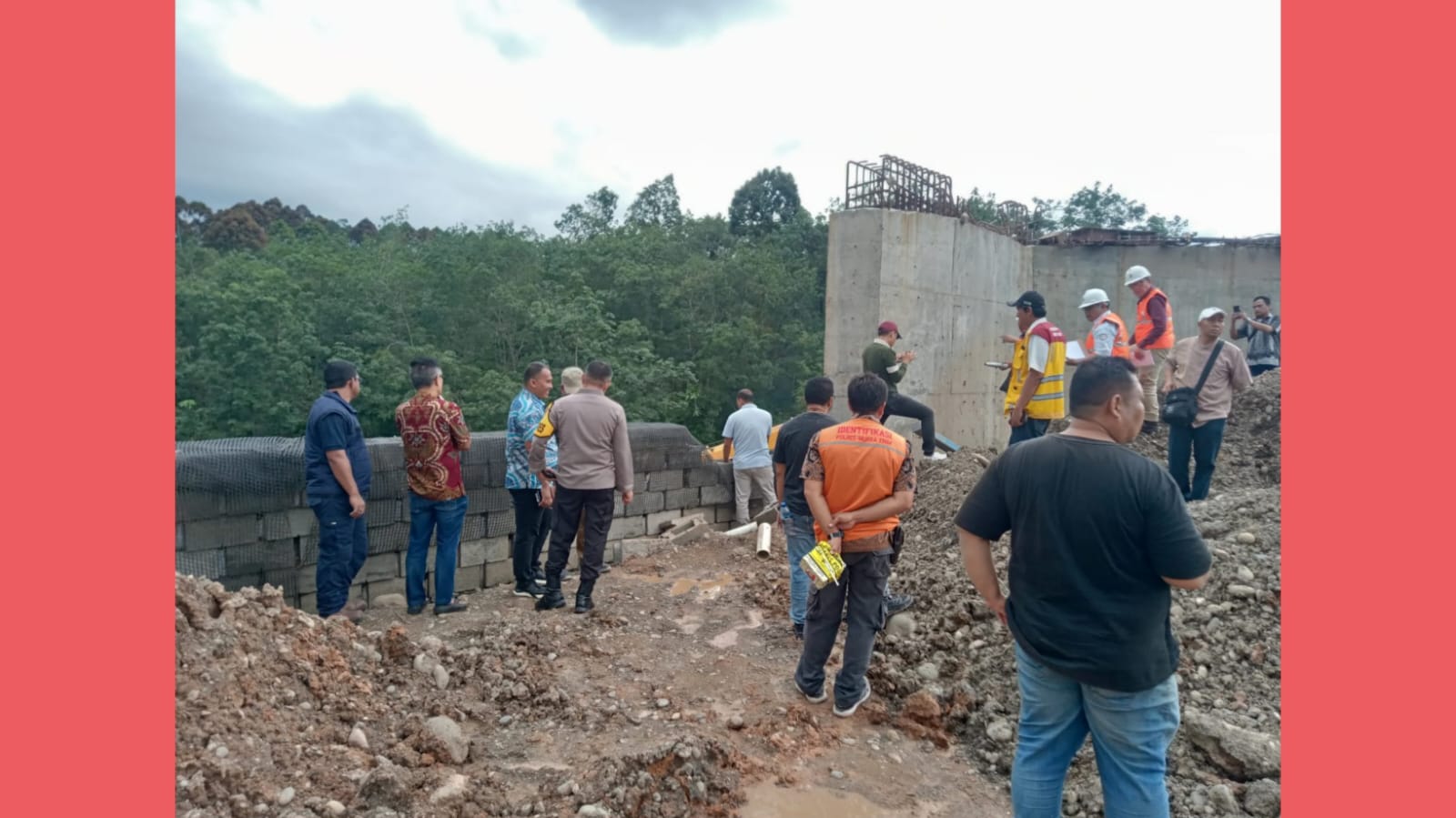 Tim Ahli dan Labfor Polda Sumsel Datangi Lokasi Girder Fly Over Bantaian yang Ambruk, Ada Apa?