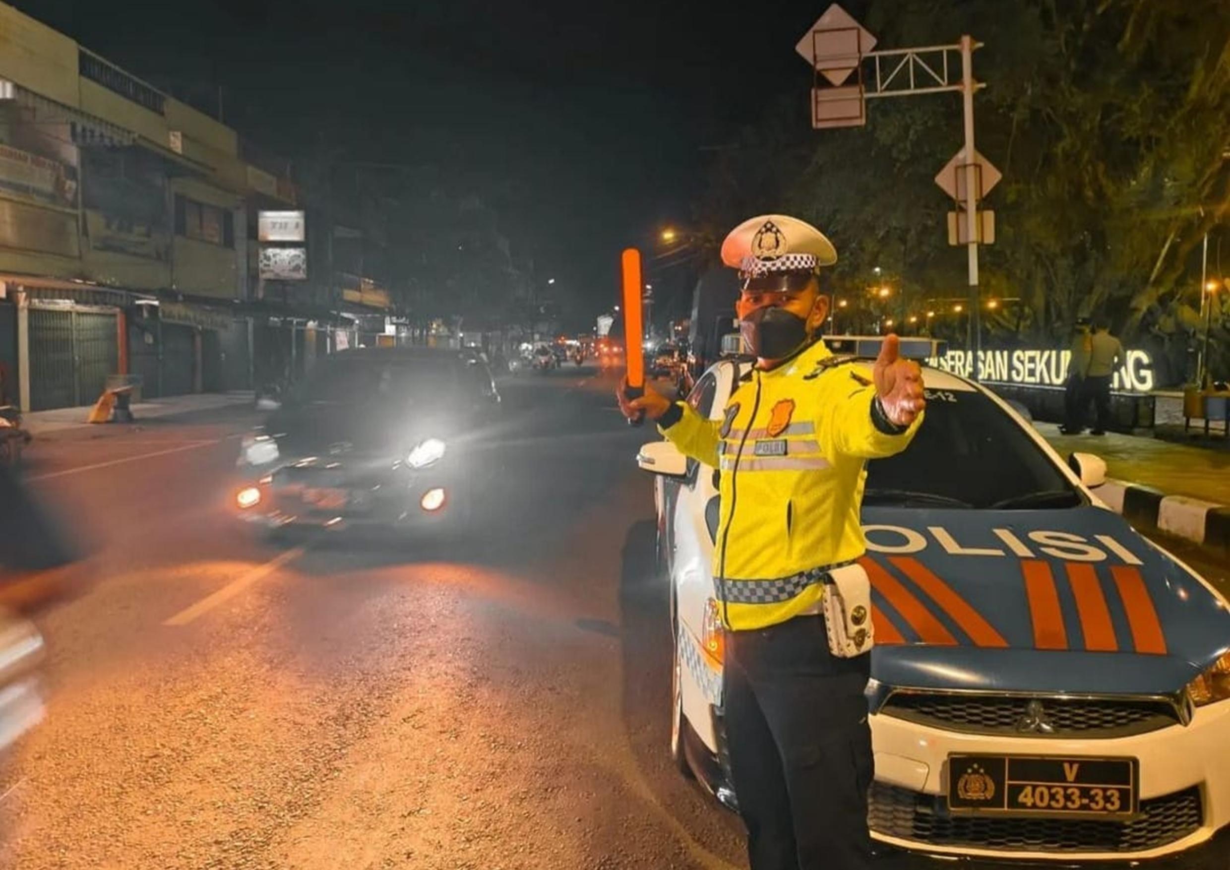 Anggota Satlantas Polres Muara Enim Polda Sumsel Patroli Keliling Cegah Aksi Balap Liar