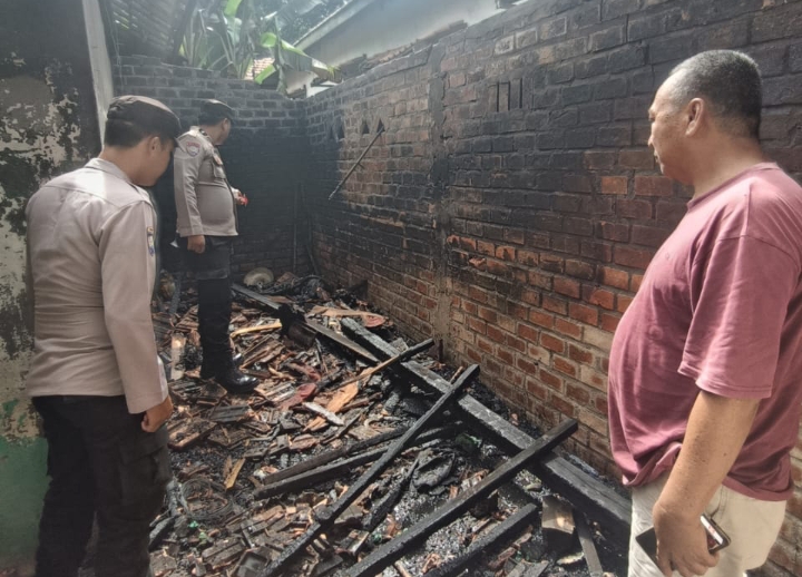 Korsleting Listrik, 1 Rumah di Muara Enim Sumsel Hangus Terbakar