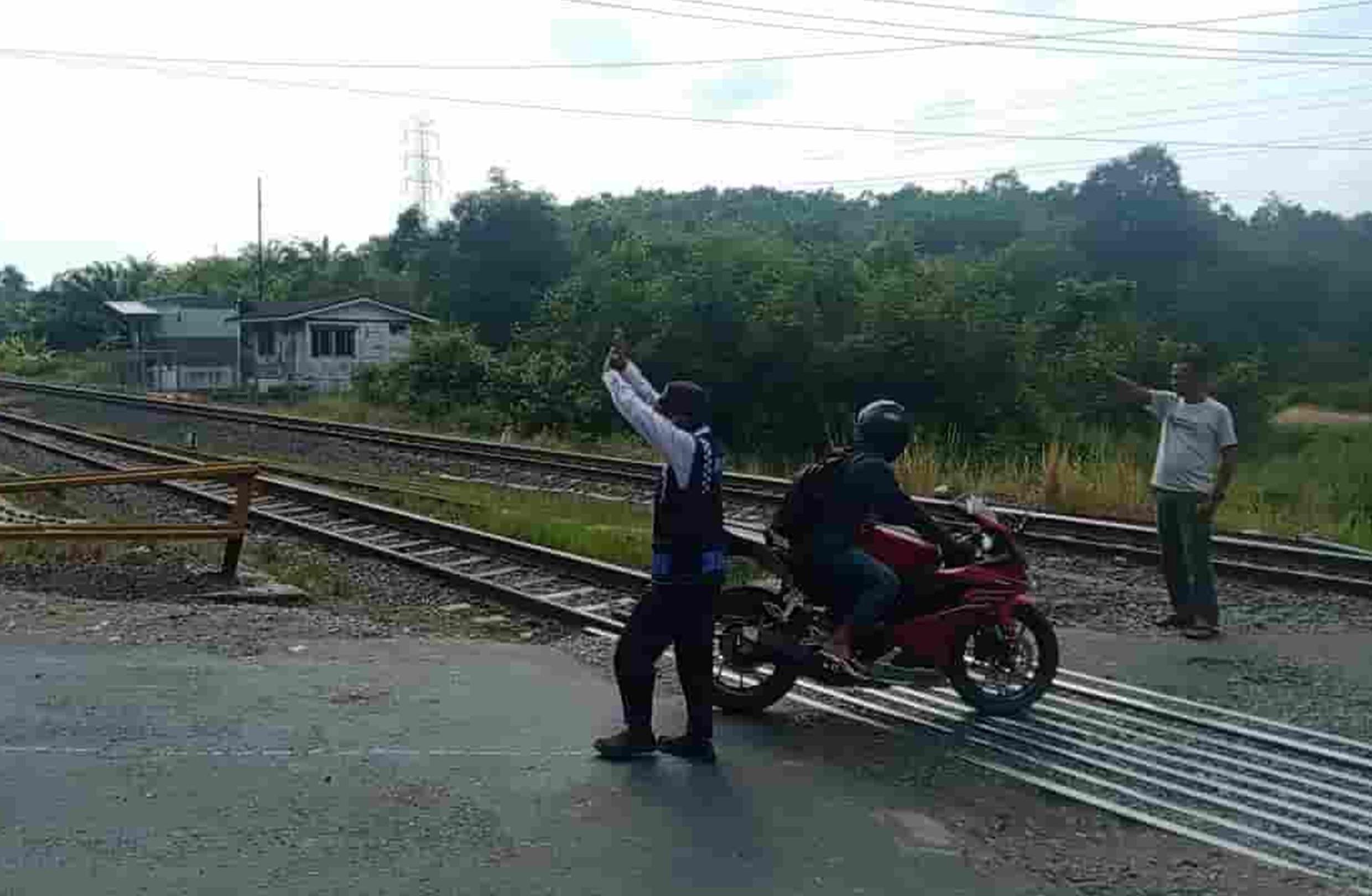 Fly Over Akan Dibangun di Perlintasan Kereta Api Bantaian dan Gelumbang