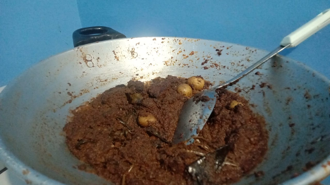 Kamu Harus Tahu! ini Dampak Terlalu Sering Menyantap Rendang Bagi Kesehatan