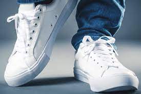 Rahasia, Cara Efektif Membersihkan Sepatu Putih dengan Bahan yang Mudah Didapatkan di Rumah