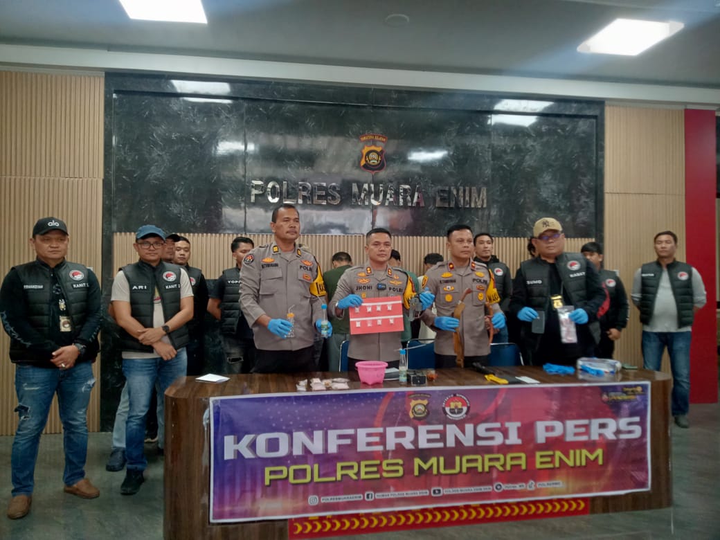 Polres Muara Enim Gerebek 'Kampung Narkoba' di Karang Mulya, 4 Orang Pelaku Diamankan