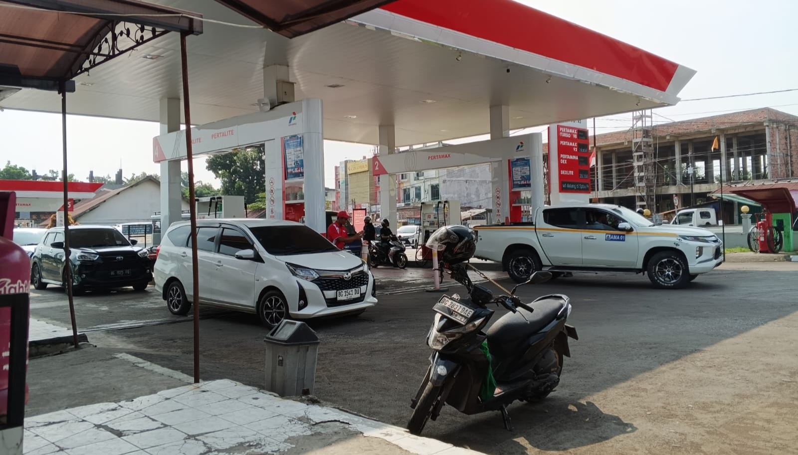 Masyarakat Minta Harga BBM Jenis Pertamax Turun Harga