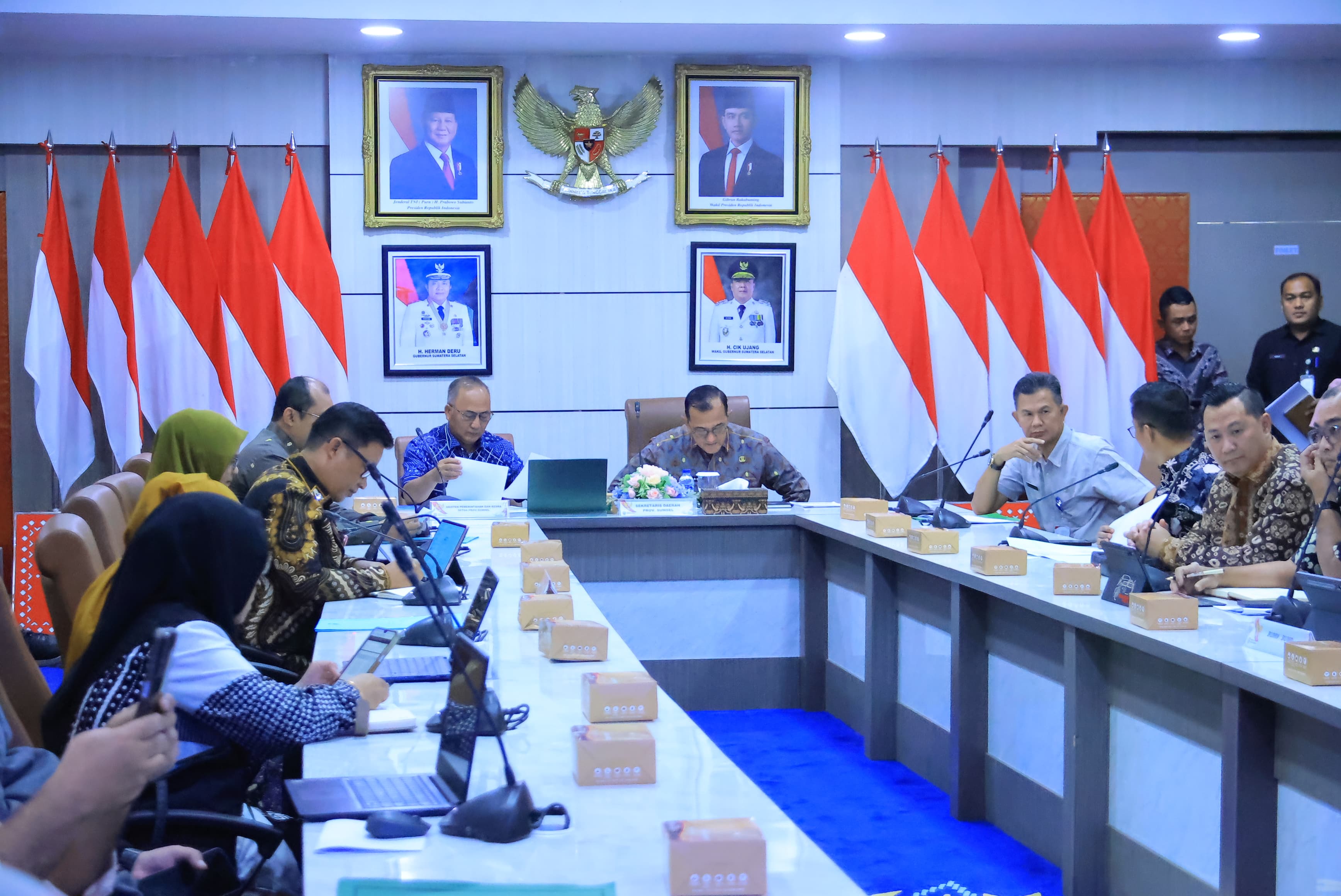 Sekda Edward Candra Pimpin Rapat Finalisasi Program Strategis Nasional di Sumsel