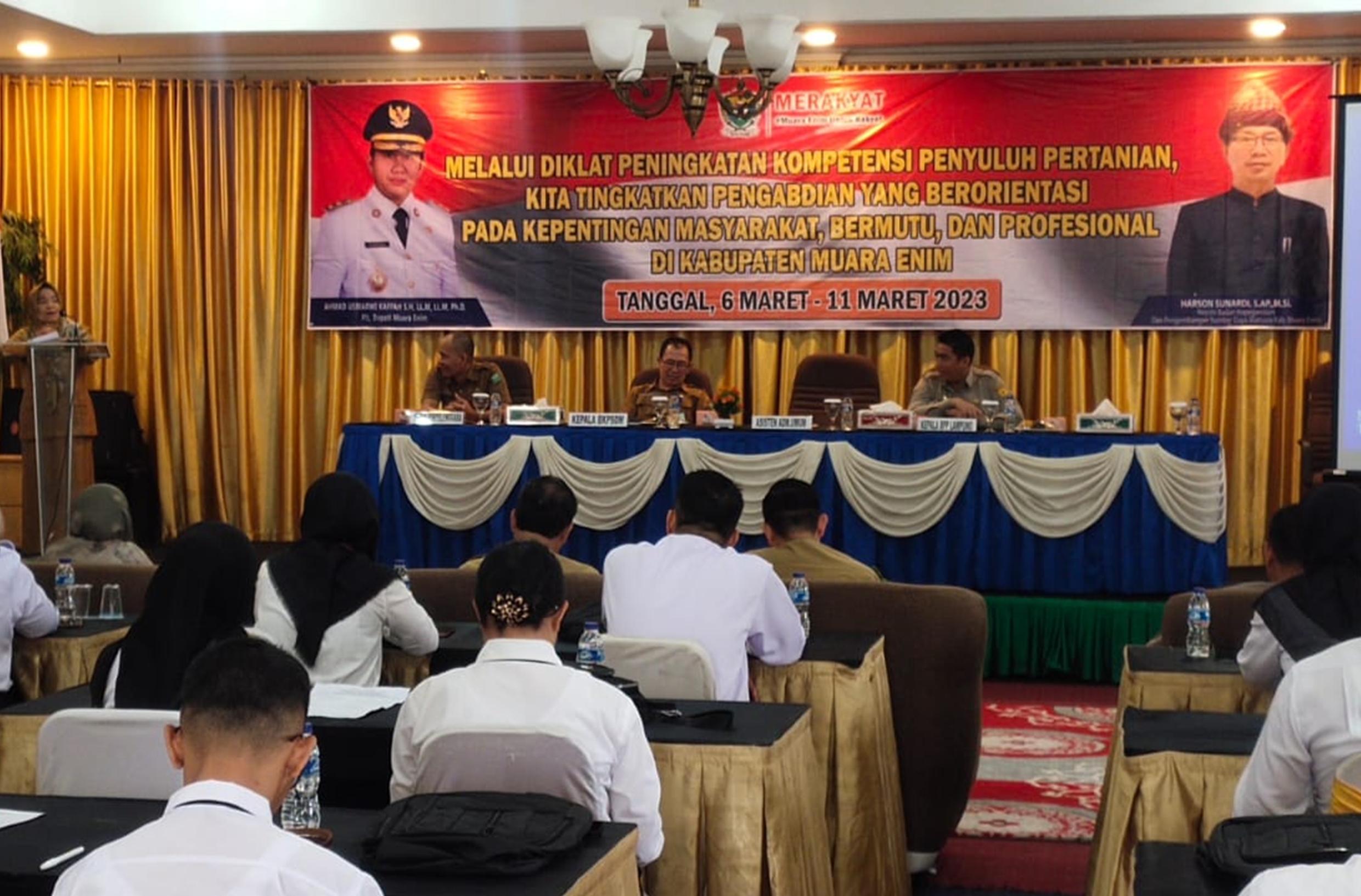 Buka Diklat Peningkatan Kompetensi Penyuluh Pertanian, Begini Pesan Asisten III Pemkab Muara Enim