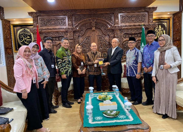 Bidik Sektor Pendidikan, Kesehatan dan UMKM, Bank BJB Syariah Sinergi dengan Muhammadiyah