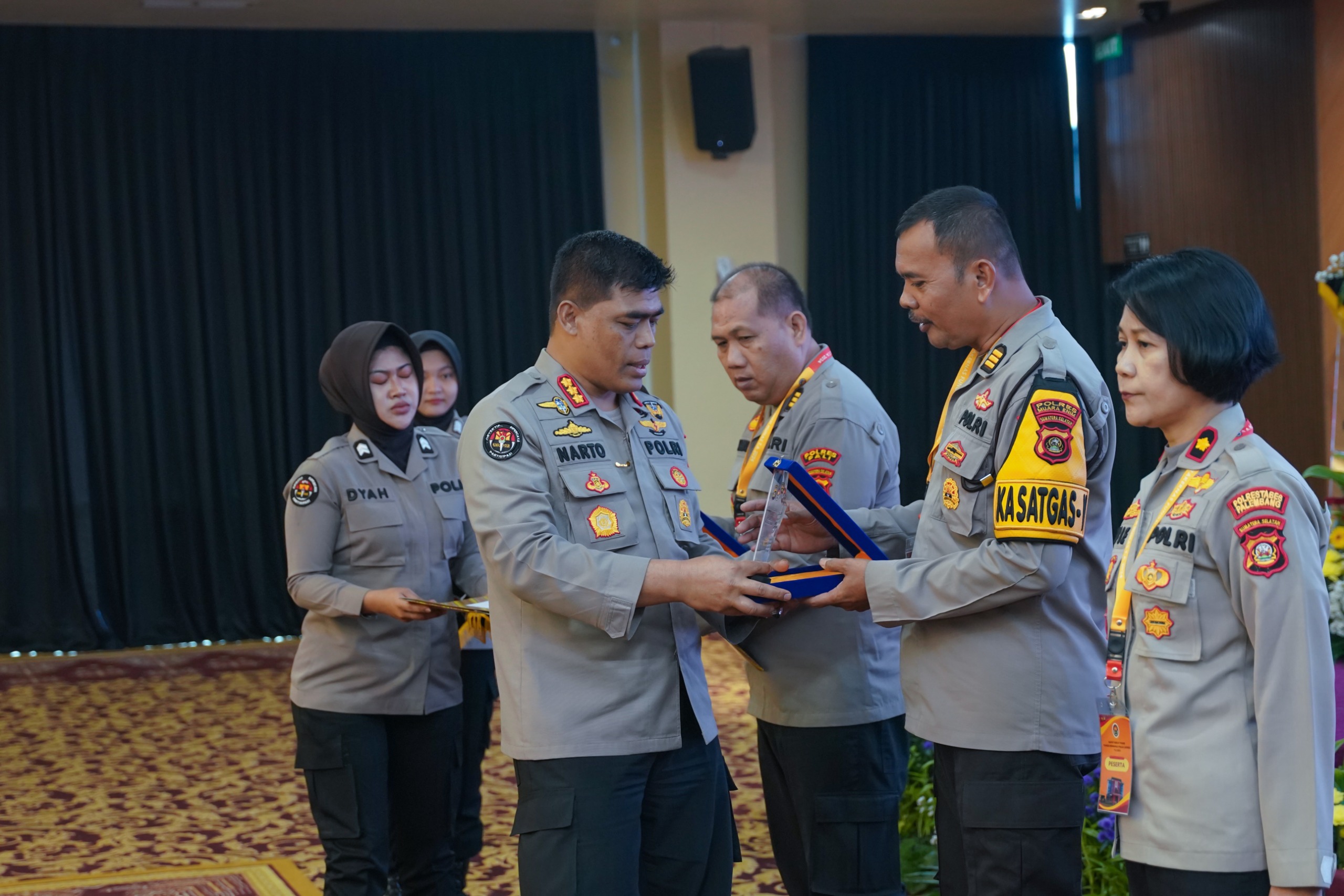 Bravo! Humas Polres Muara Enim Terima Penghargaan Peringkat Kedua