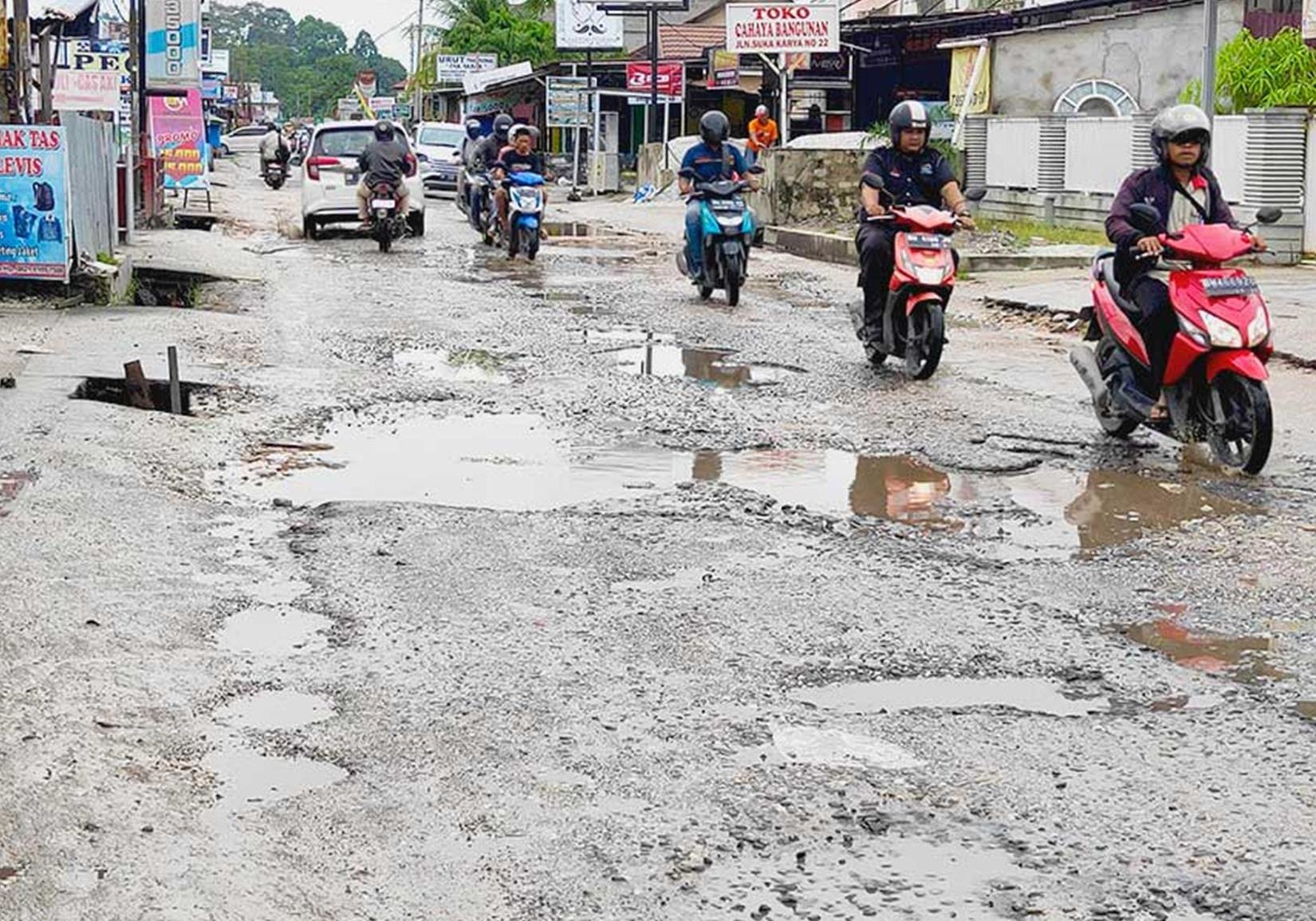 9 Provinsi Dengan Kerusakan Jalan Terbanyak Ada Daerahmu