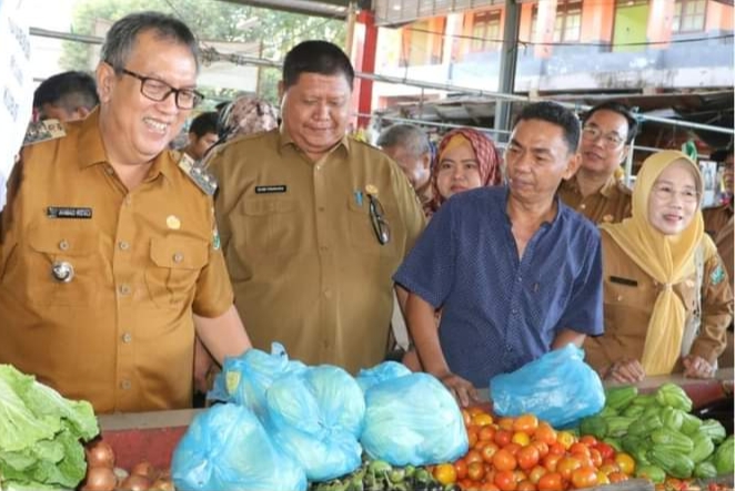 Pemkab Muara Enim Subsidi 20 Bahan Pokok Pada Operasi Pasar Murah, Ini Daftarnya