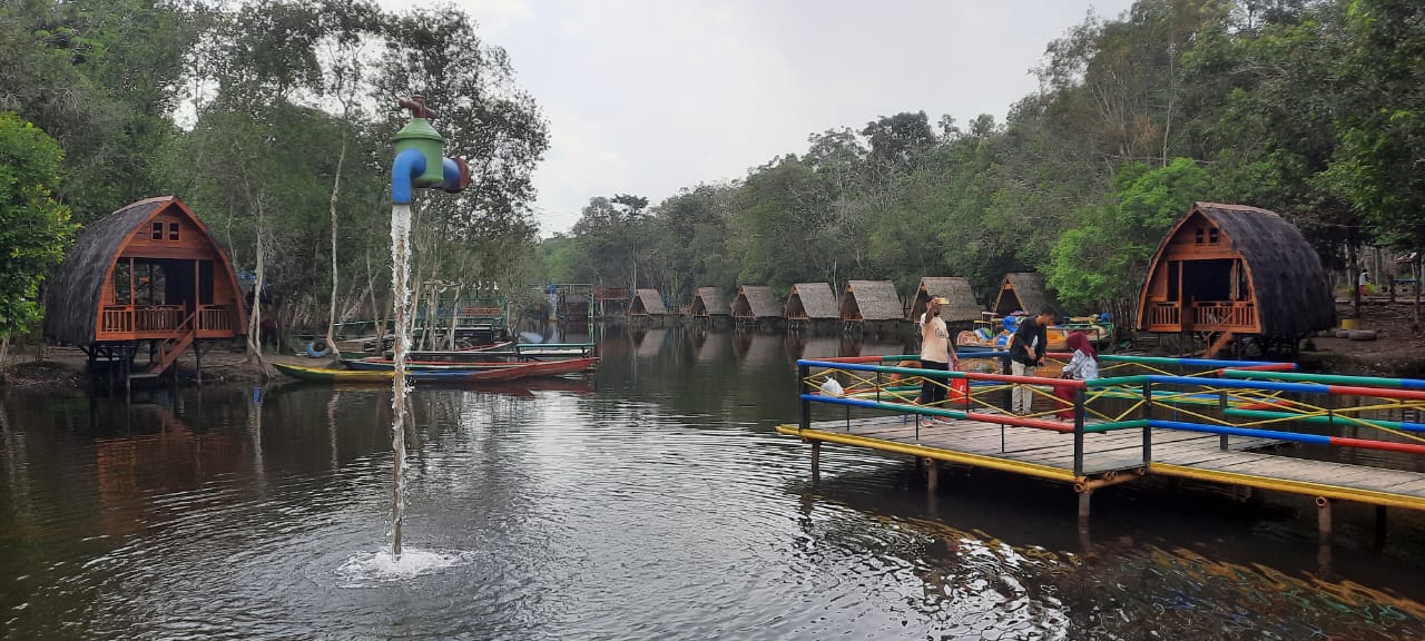 Bekas Markas Tentara Jepang, PT PHR Zona 4 Sulap Danau Shuji Jadi Tempat Wisata yang Instagramable