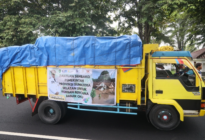 Pemprov Sumsel Salurkan Bantuan untuk Korban Banjir di Kabupaten OKU, Segini Nilainya