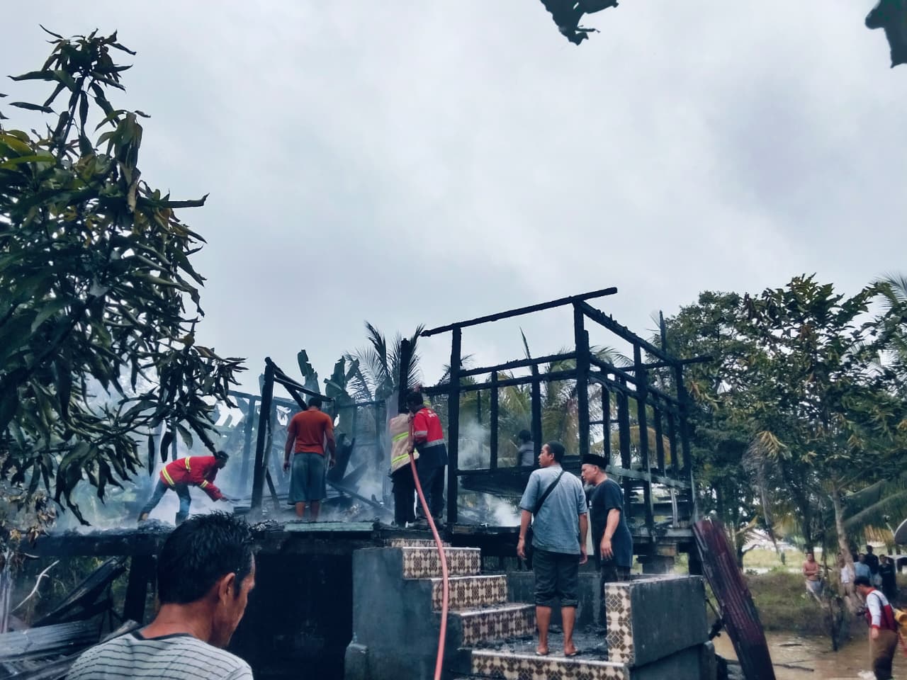 Korsleting Listrik, Rumah Warga di Muara Enim Ini Ludes Terbakar