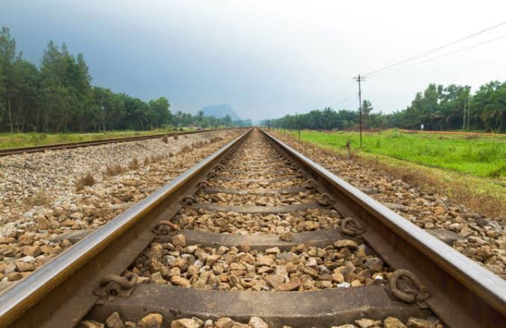 Warga Tanjung Terang Muara Enim Tewas Tertabrak Kereta Api