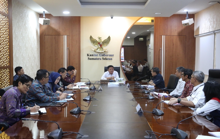 Rapat dengan HK dan BBPJN, Gubernur Sumsel Dorong Percepatan Penyelesaian Pembangunan Tol Palembang-Betung