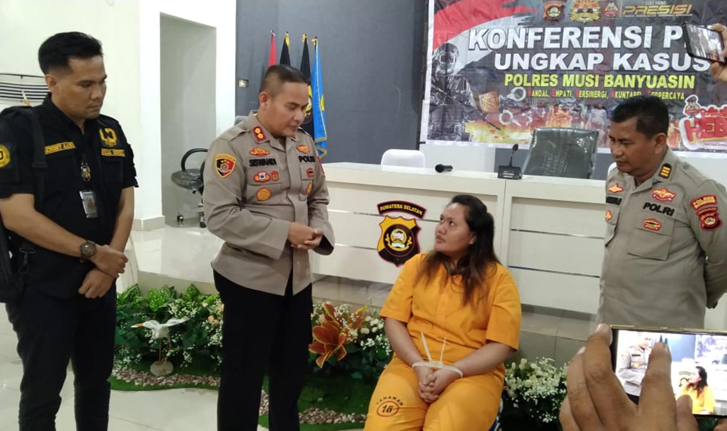 Gelapkan Uang Member Arisan Online, Wanita Ini Ditangkap Polisi