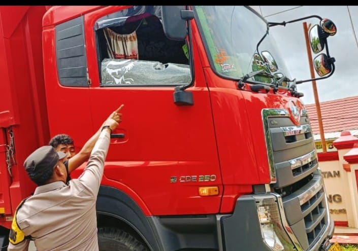 Polisi Ringkus Pelaku Lempar Kaca Mobil di Muara Enim