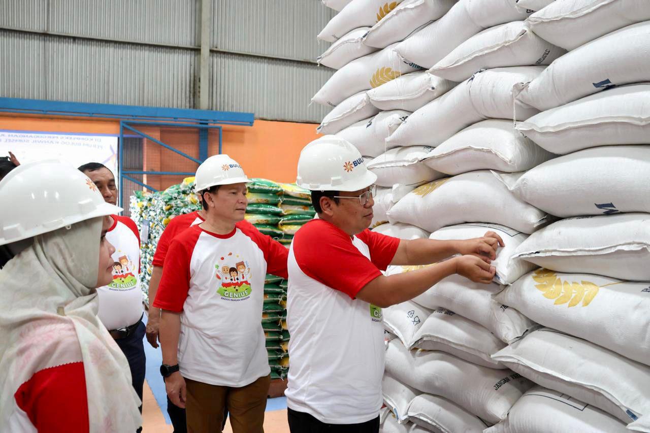 Pastikan Stok Beras Mencukupi, Pj Gubernur Sumsel Bersama Kepala Bapanas Tinjau Gudang Bulog