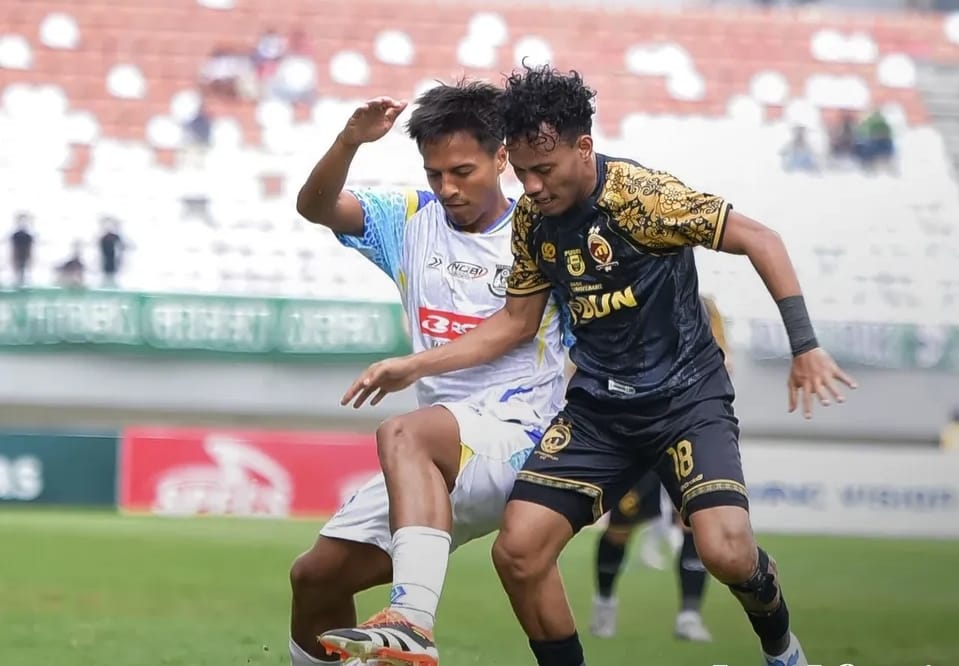 BALAS, Sriwijaya FC Unggul Sementara Atas Persikota Tangerang Lewat Penalti Arbeta Rockyawan