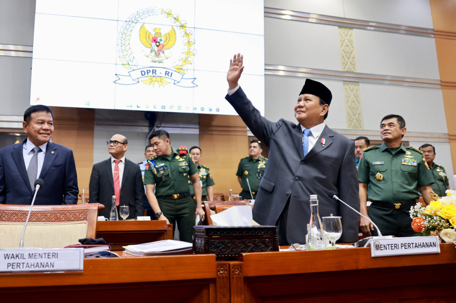 Rapat Terakhir Bersama Komisi I DPR RI, Prabowo Pamit dan Sampaikan Permohonan Maaf