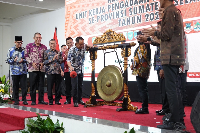 Wagub Cik Ujang Buka Rakor UKPBJ se-Sumsel