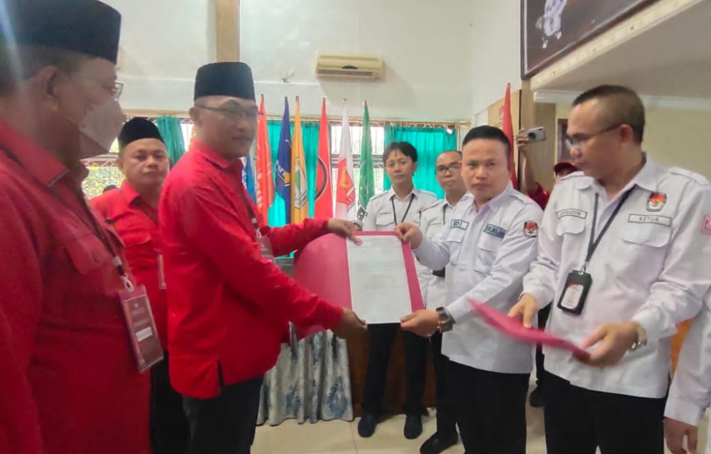 PDI Perjuangan Jadi Partai Politik Pertama Daftarkan 45 Bakal Calon Legislatif ke KPU