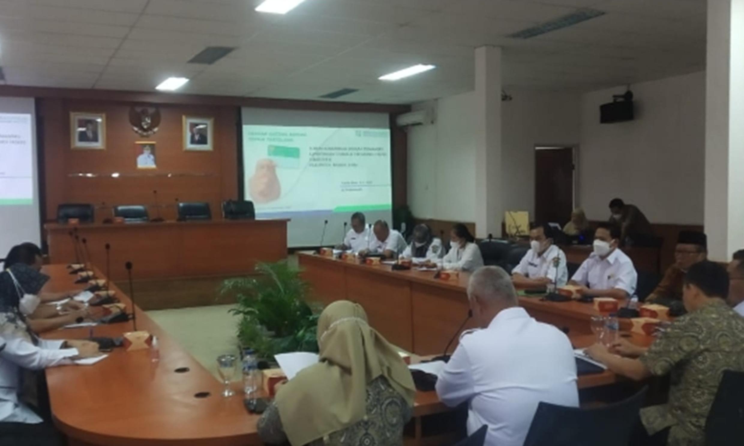 Pimpin Rapat Soal Pelaksanaan BPJS Kesehatan di Muara Enim, Ini Harapan Sekda Riswandar