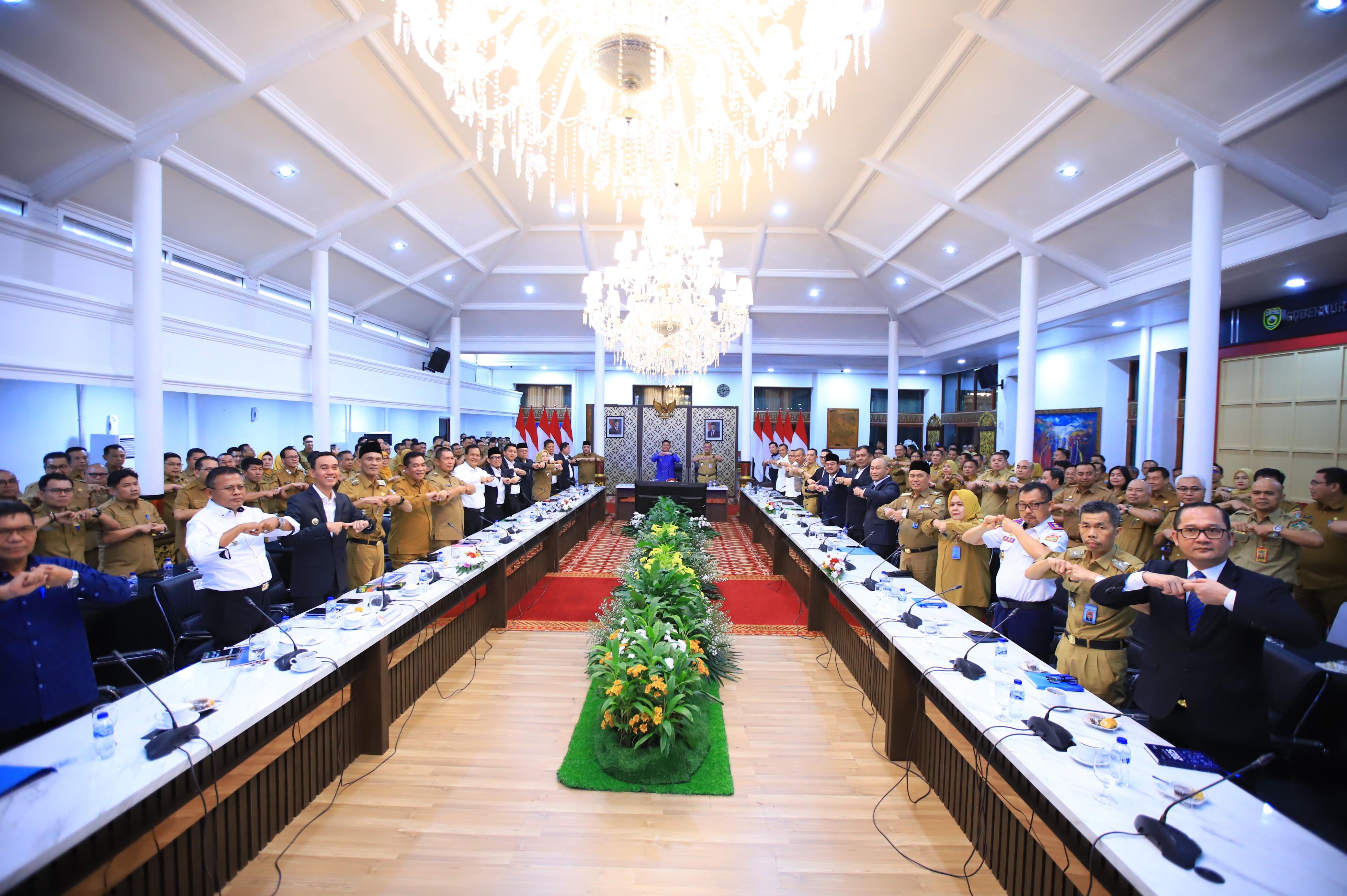 Kejar 2,4 Juta Kendaraan Penunggak Pajak, Gubernur Herman Deru Tekankan Pentingnya Rasa Memiliki