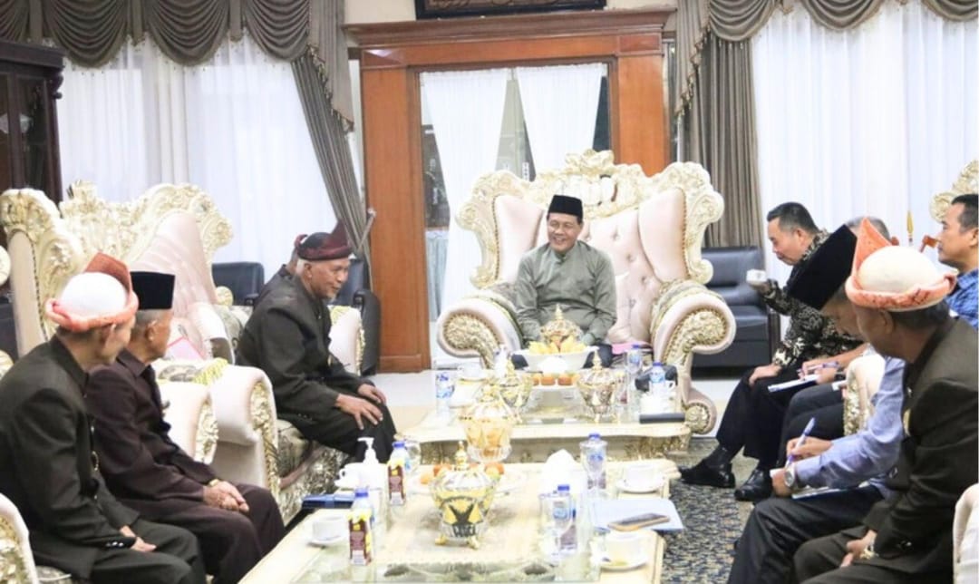 Komitmen Lestarikan dan Majukan Adat Istiadat Asli Muara Enim
