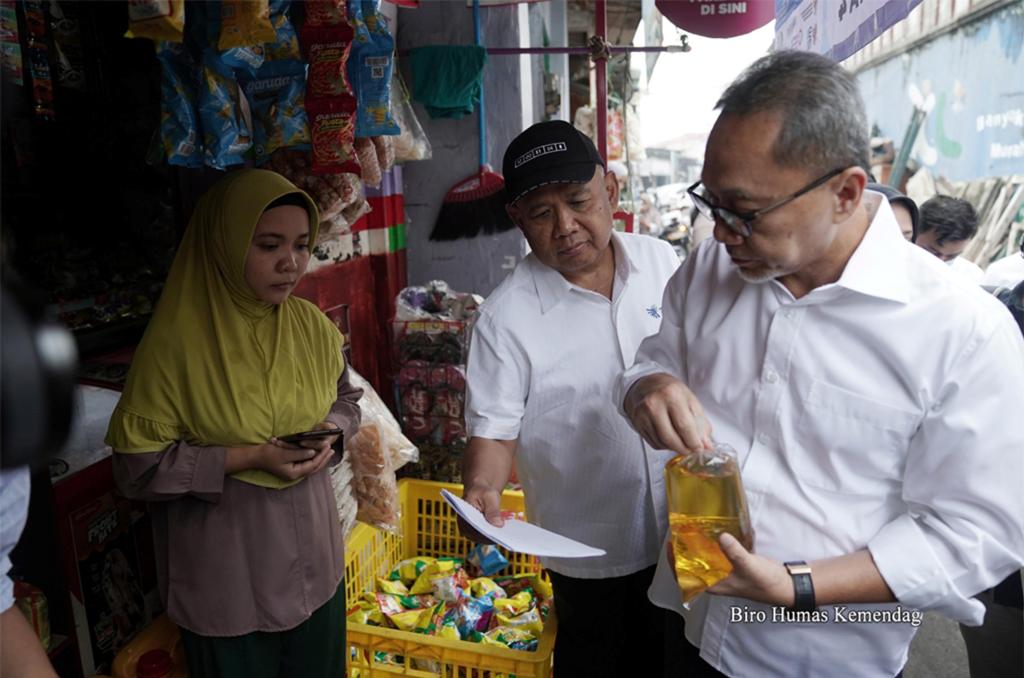 Berlaku Mulai Hari Ini, Beli Minyak Goreng Curah Boleh 10 Liter, Ini Syaratnya...