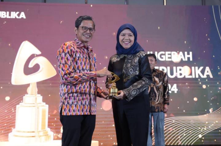 PT Bukit Asam Raih Penghargaan Anugerah ESG Republika 2024