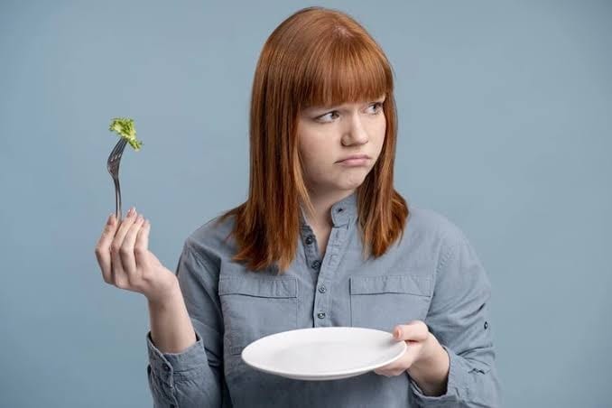 Padahal Makan Sedikit Tetapi Perut Terasa Penuh! Berikut Penyebab dan Cara Mengatasinya