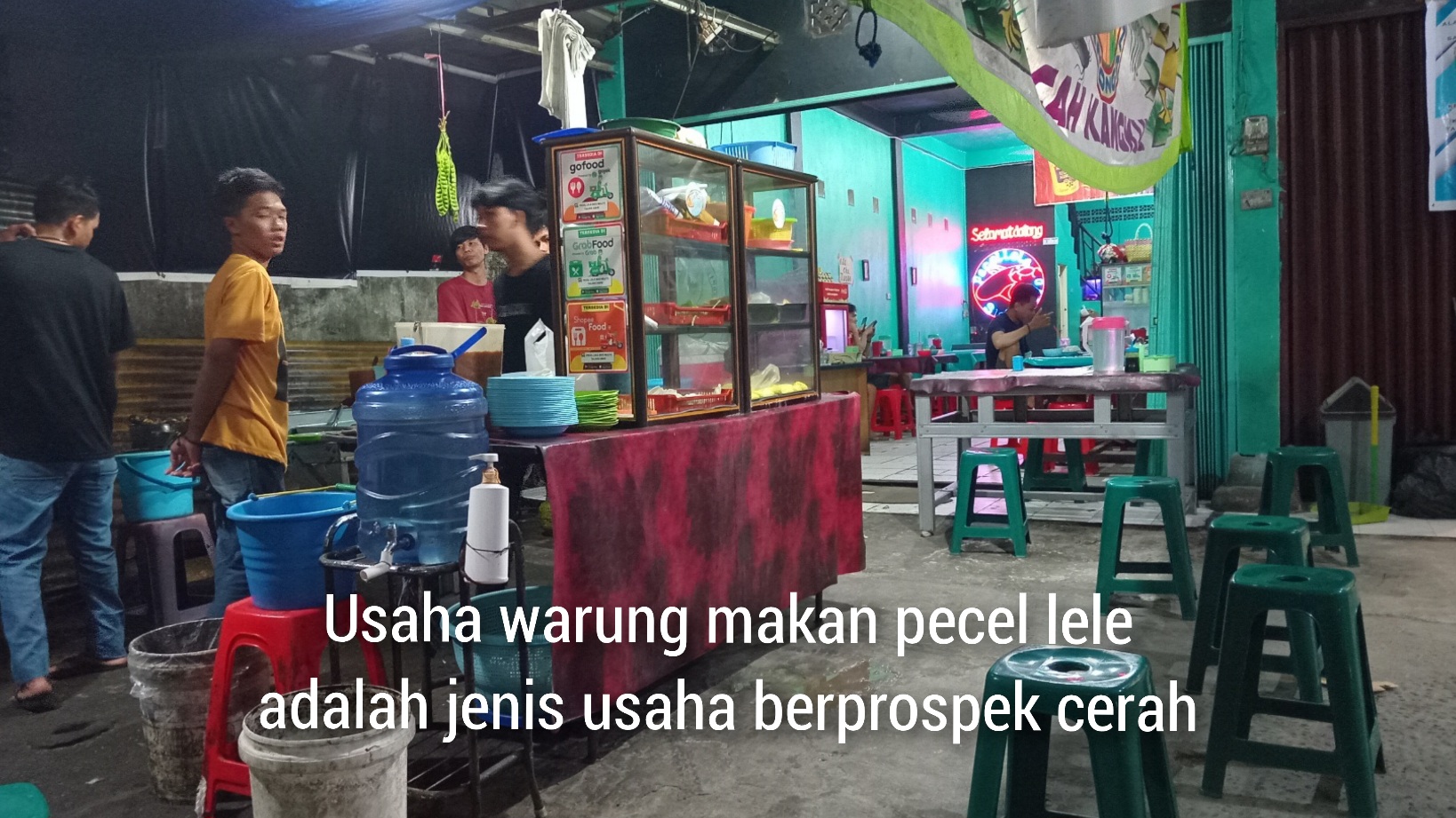 Kenapa Warung Makan Pecel Lele Terus Menjamur? Ternyata Ini Jawabannya