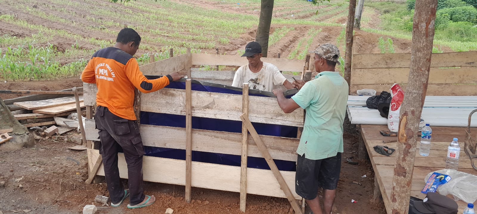 Polsek Lawang Kidul Pasang Kolam Terpal Dukung Ketahanan Pangan