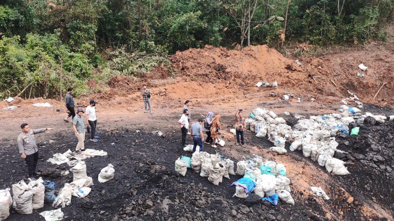 8 Pelaku Penambang Batu Bara Ilegal di Keban Agung Ditangkap Polisi